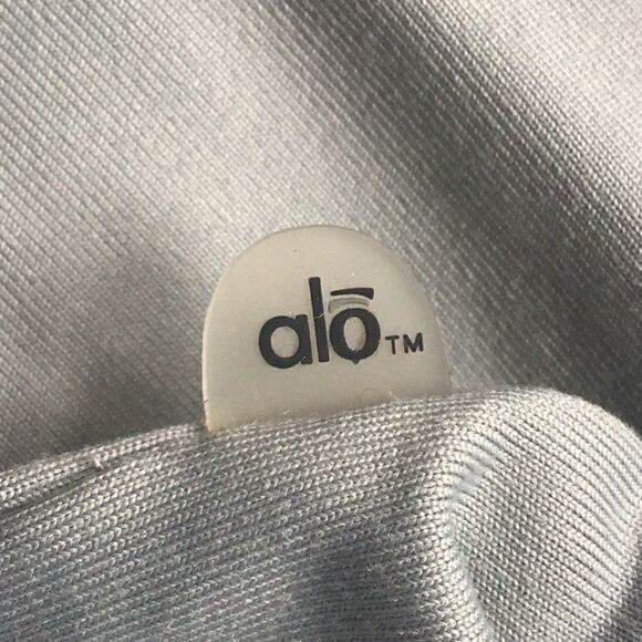 Alo Yoga Cool Fit “Will Run For Chocolate” activewear shirt - Picture 10 of 11